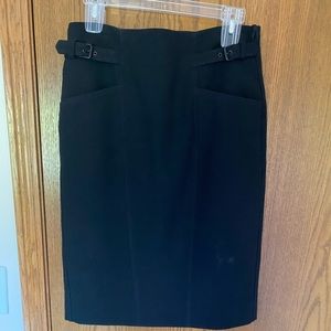 Like new short black skirt